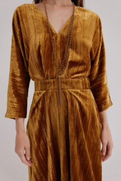Alma. Vestido de veludo