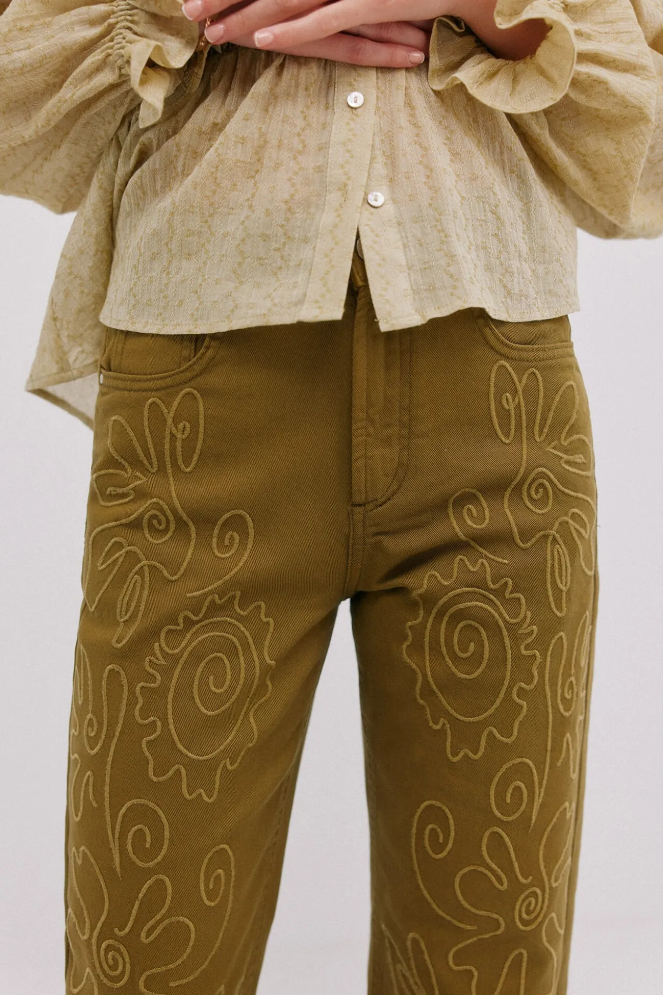 Berenice. Jeans bordado