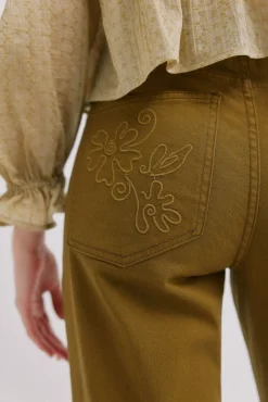 Berenice. Jeans bordado