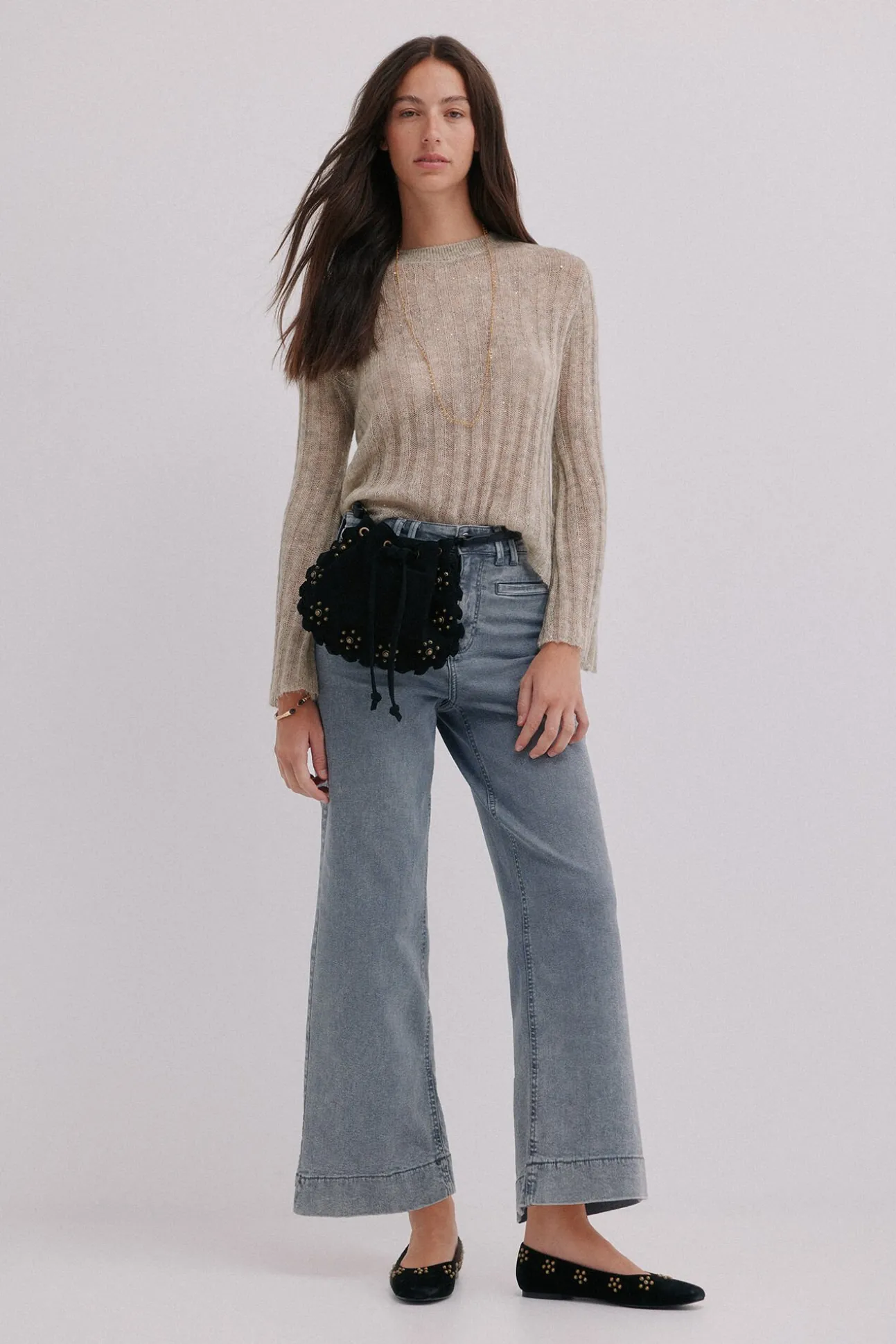 Berta. Calça jeans de perna larga