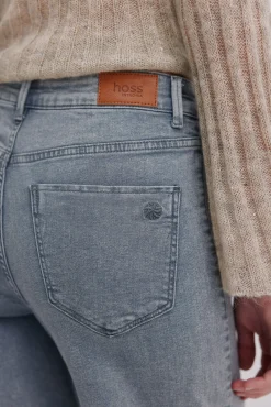 Berta. Calça jeans de perna larga