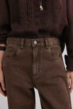 Beth. Jeans lavado
