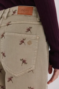 Bettina. Calça jeans bordada