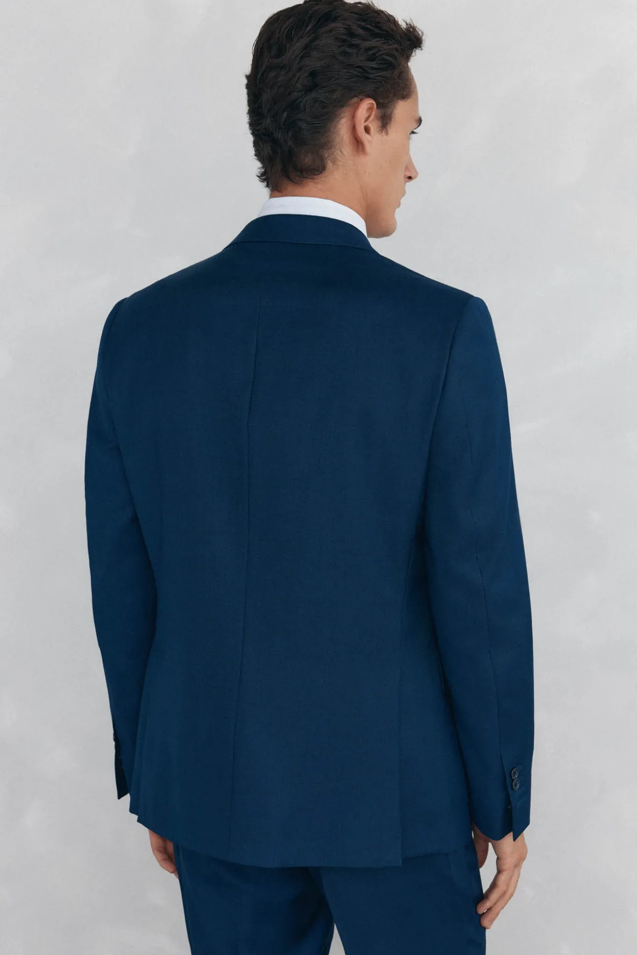 Blazer estruturado azul slim fit bi-elástico