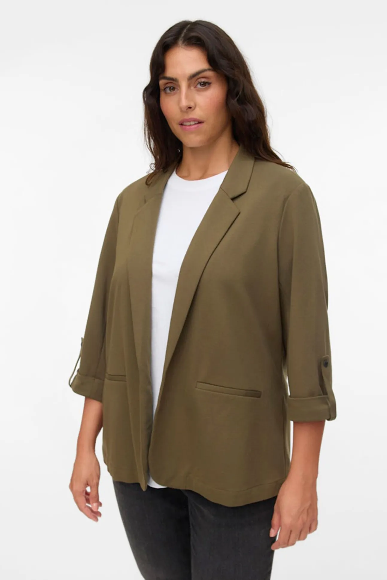 Blazer feminino aberto com lapela grande