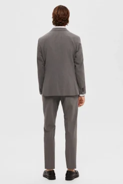 Blazer slim fit com bolsos.