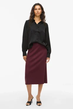 Blusa de cetim de manga manga