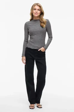 Blusa de manga comprida com vivo