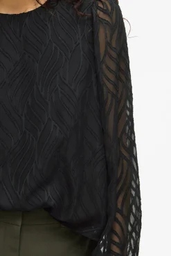 Blusa de manga comprida com gola redonda