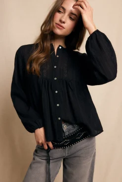 Blusa de renda