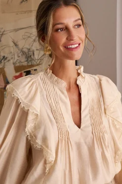 Blusa de renda Anne