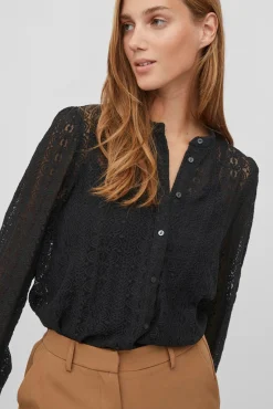 Blusa de renda com manga comprida