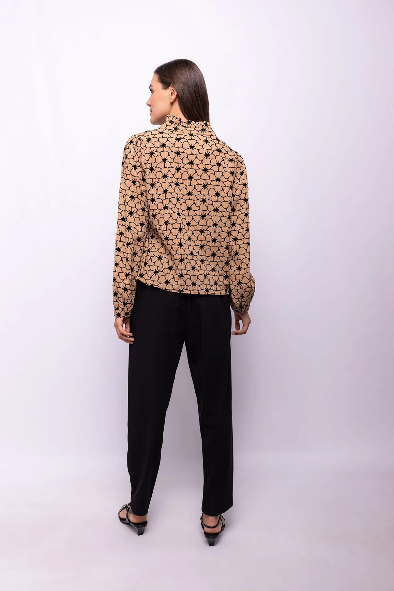 Blusa de tecido texturizado