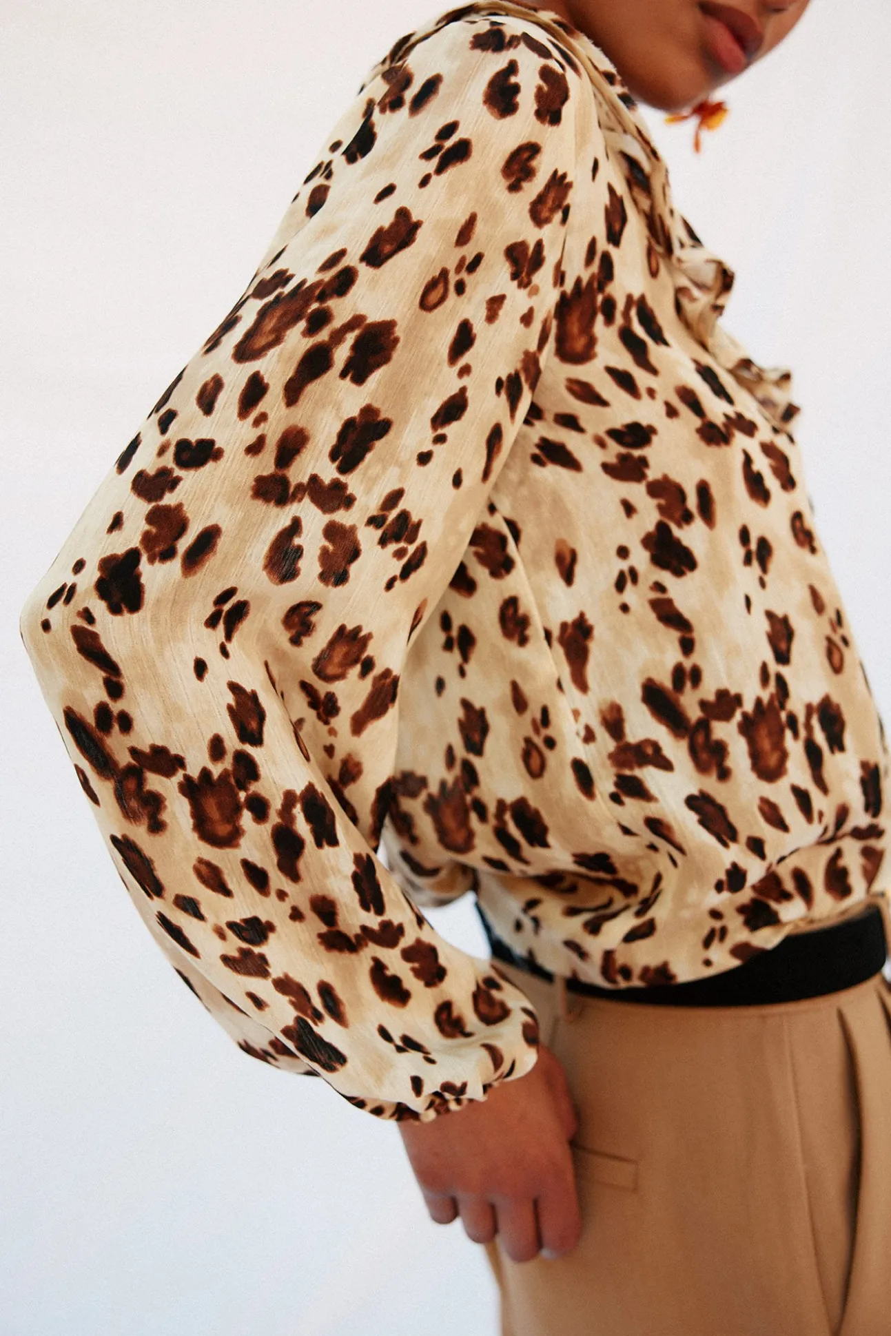 Blusa folhos