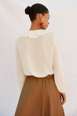 Blusa folhos