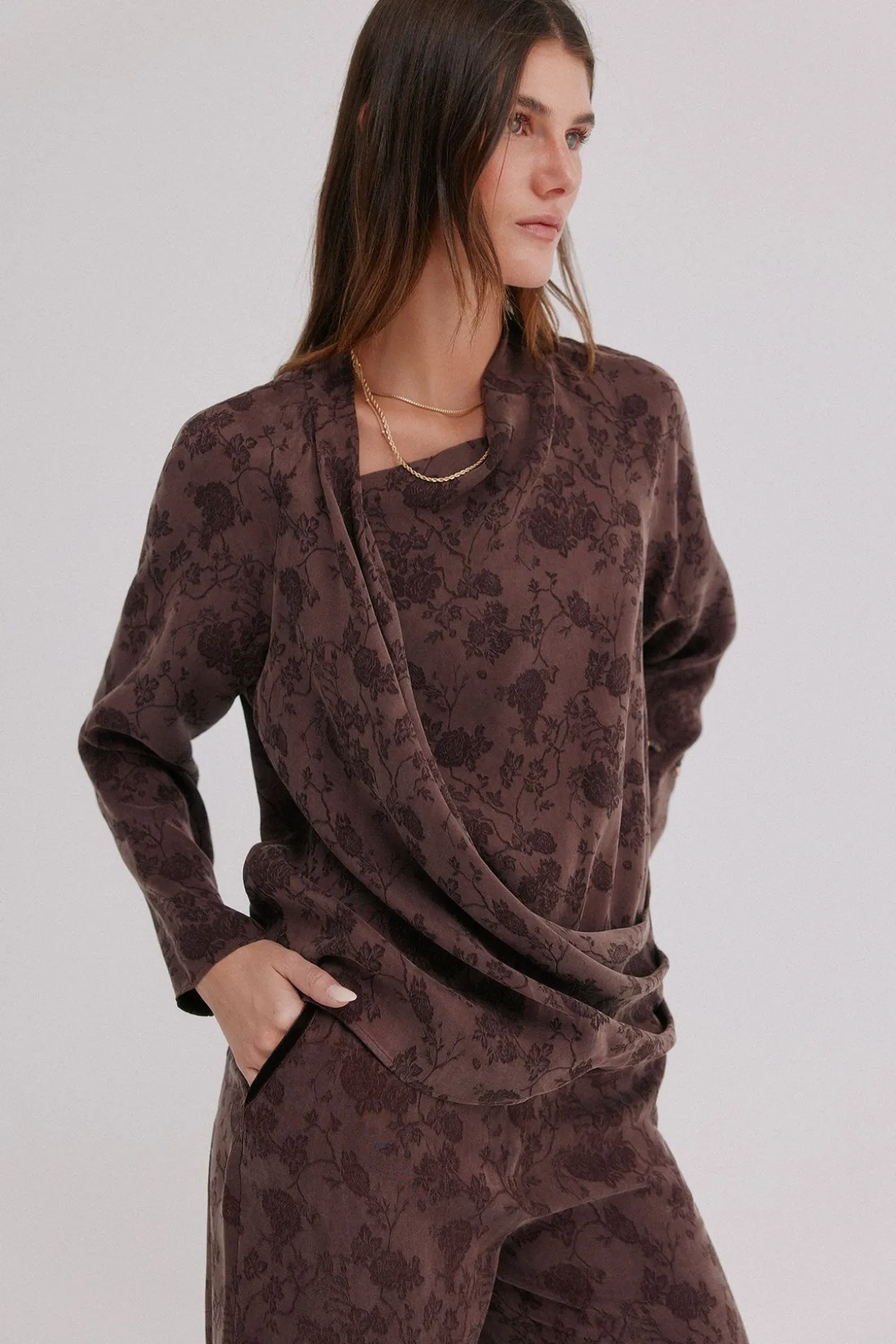 Blusa jacquard . Concha
