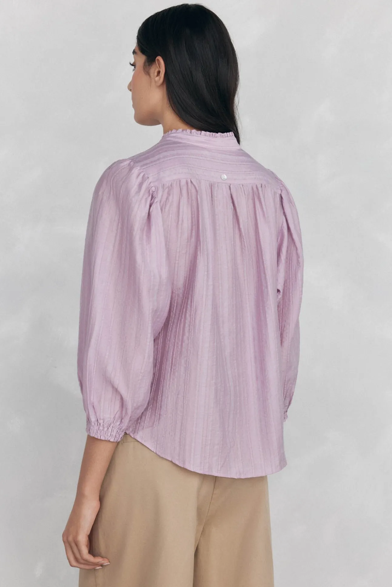 Blusa lisa e solta