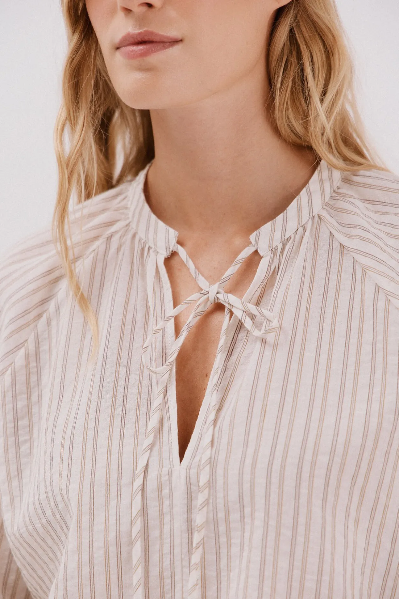 Blusa riscas de cordão