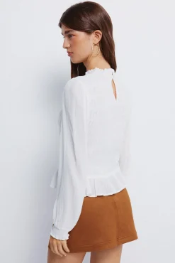 Blusa romântica com elástico