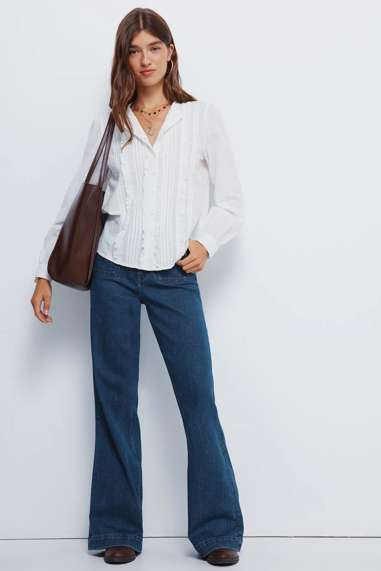 Blusa romântica de schiffly
