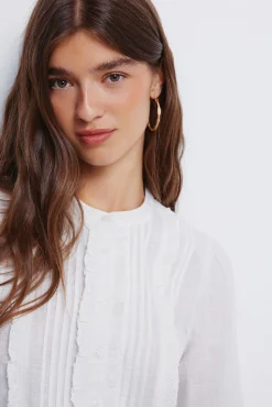 Blusa romântica de schiffly