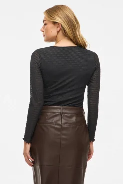 Blusa texturizada de manga comprida