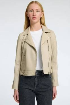 Blusão biker cropped 100% couro.