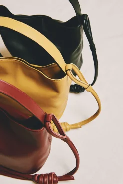 Bolsa bucket M de pele
