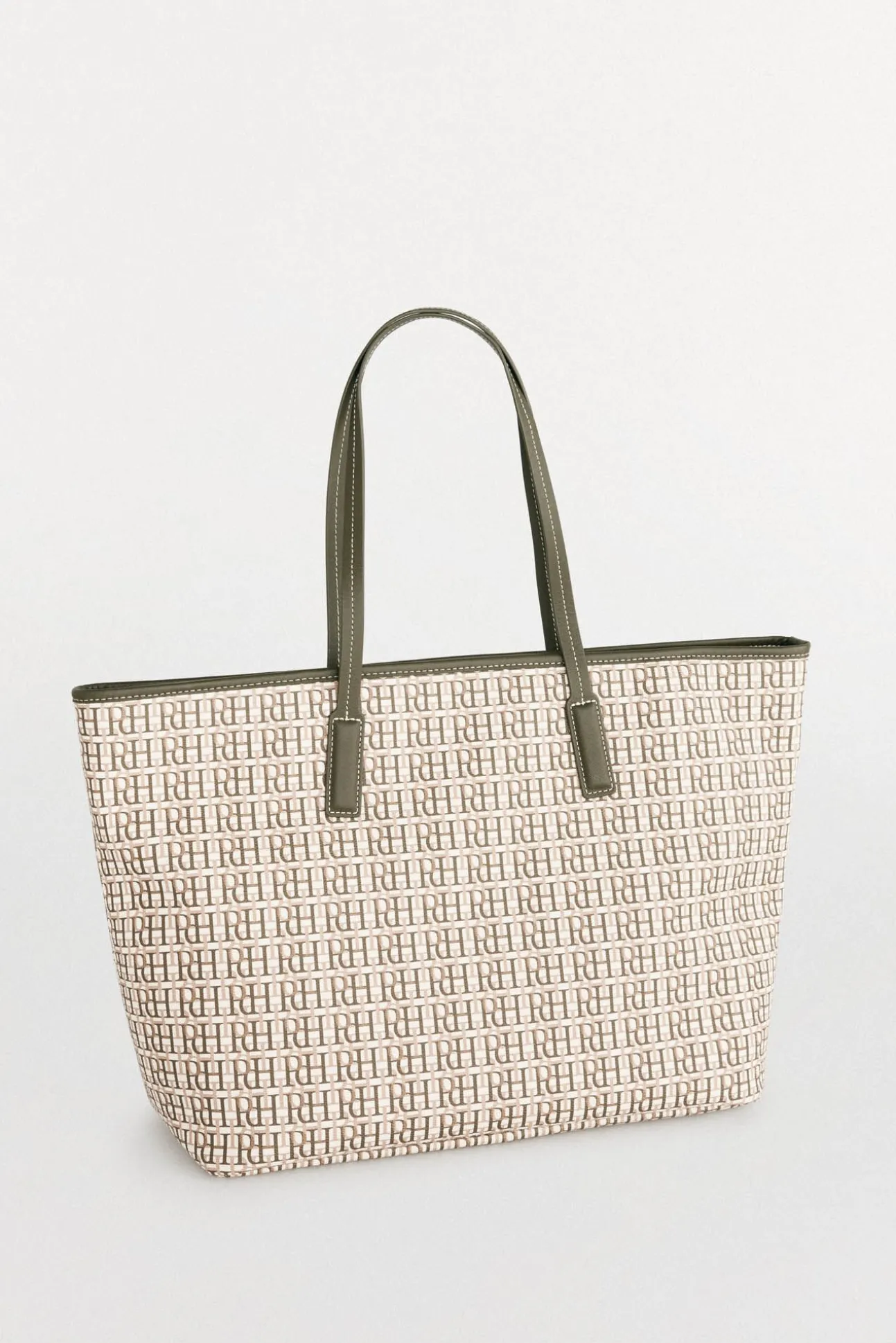 Bolsa de compras com monograma