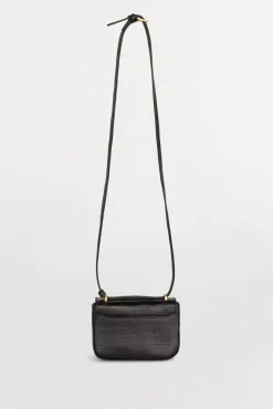 Bolsa de ombro em pele com fecho em metal