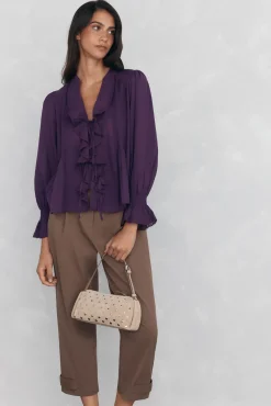 Bolsa de ombro em pele cravejado