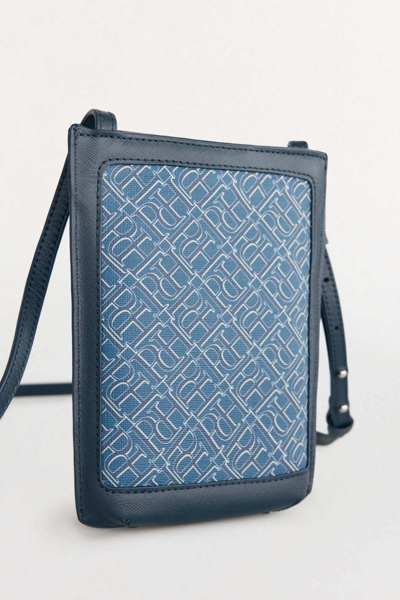 Bolsa para celular com alça ajustável
