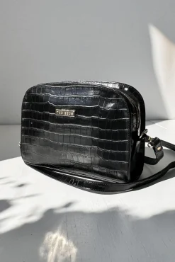 Bolsa tiracolo Cassandra preta