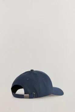 Boné com viseira de têxtil