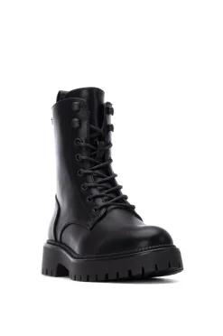 Bota de amarrar
