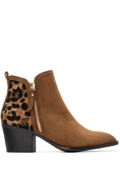 Bota de salto alto