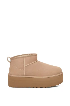 Bota Plataforma Ultra Clássica