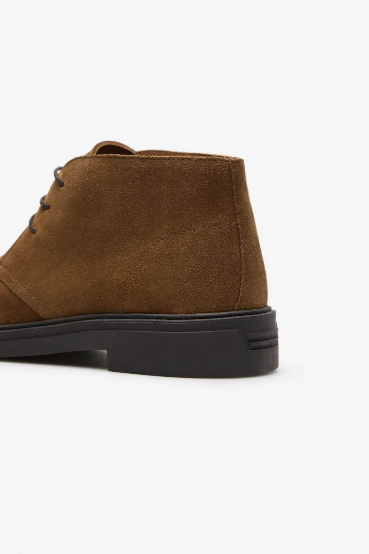 Bota sport cordões