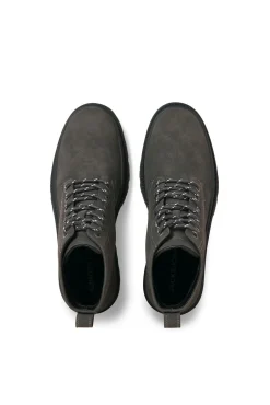 Botas com sola de corrida