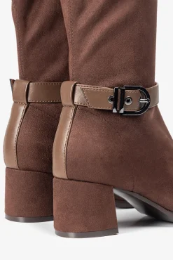 Botas Flare de Camurça Feminina