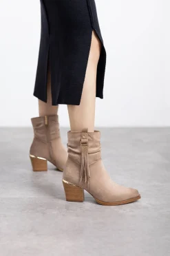 Botins cowboy com franjas