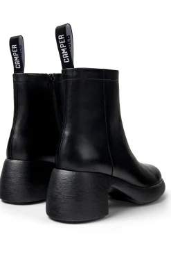 Botins de couro