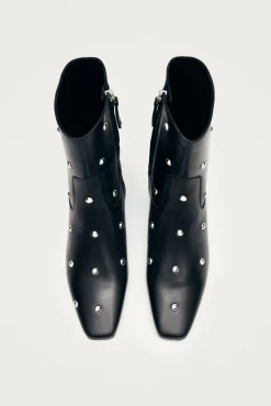 Botins de couro Nash Studs até o tornozelo