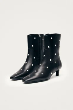 Botins de couro Nash Studs até o tornozelo