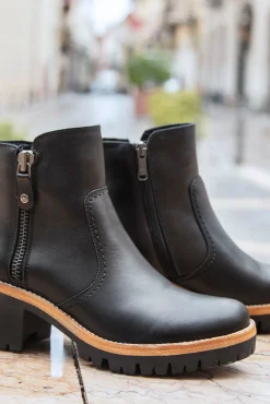 Botins de pele com forro de pele