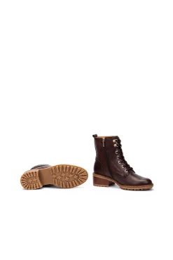 Botins de salto alto
