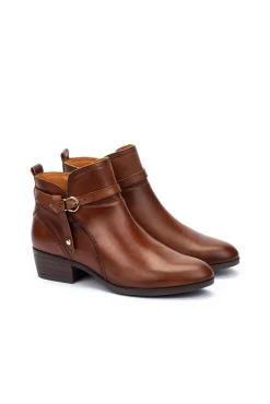 Botins de salto alto