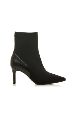 Botins de salto alto