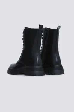 Botins militares com cadarço