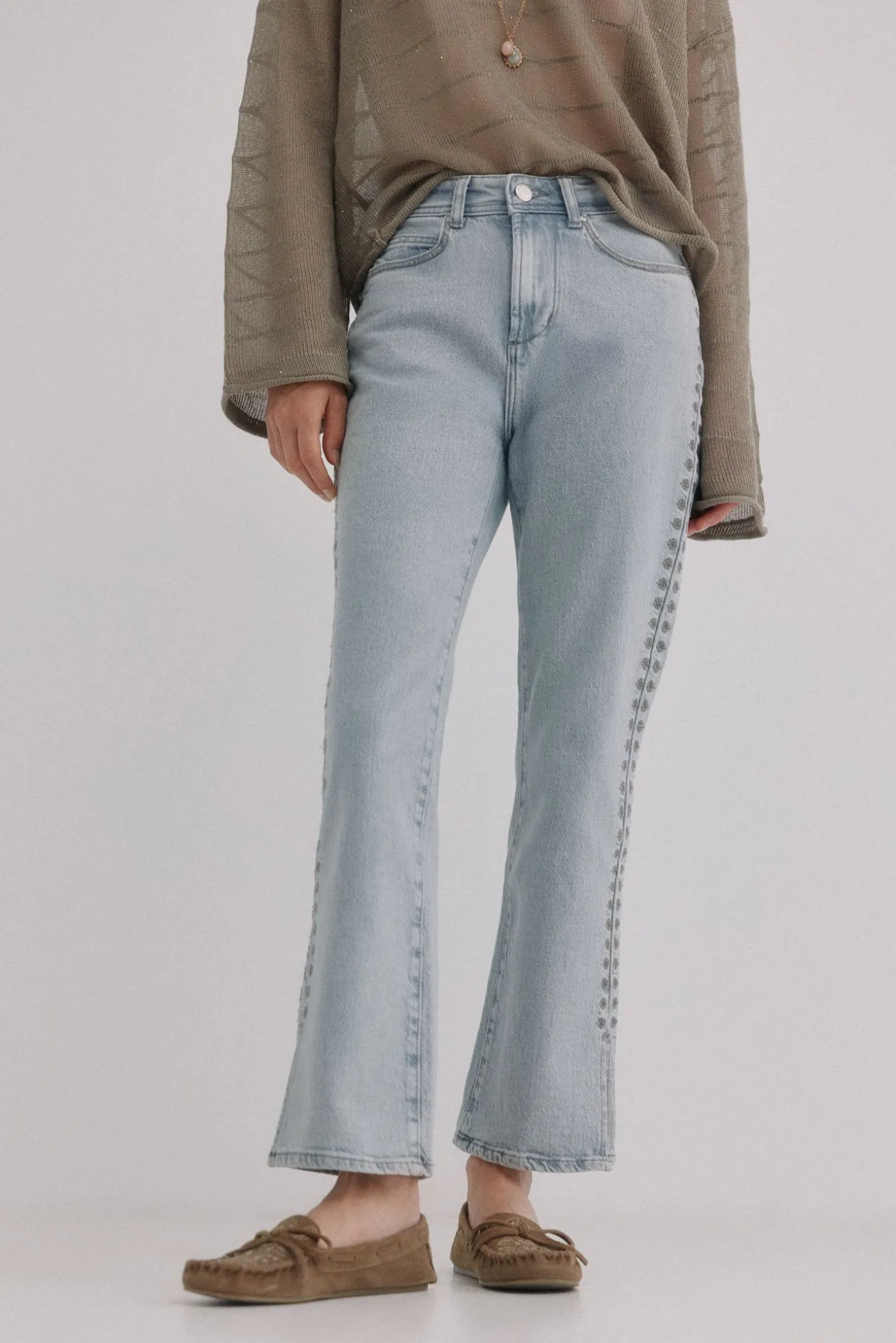 Brigitte. Jeans bordado